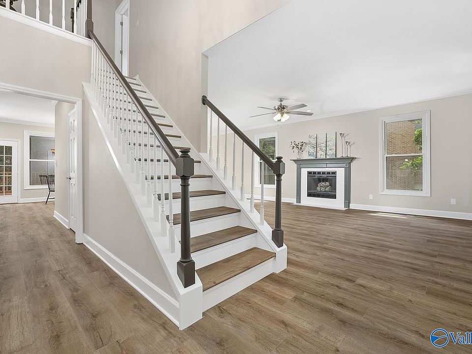 1st image of 1405 Joshua Dr SE