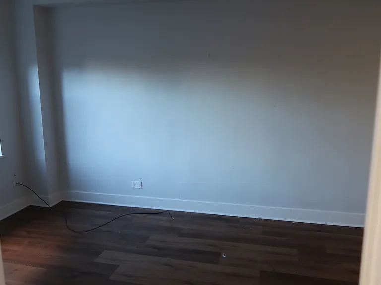 534 W Startford Pl — Photo 23