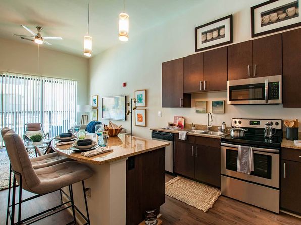 2000 2nd Ave S #313