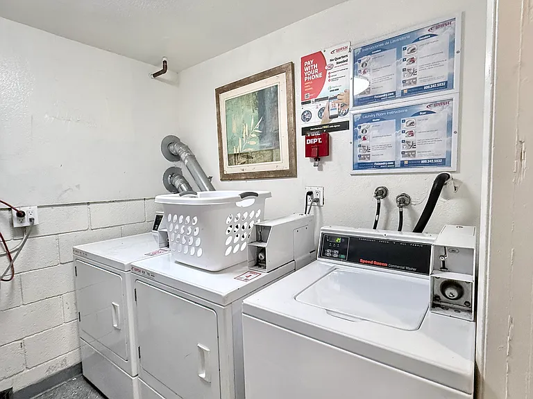 6739 Coldwater Canyon Ave #5 — Photo 31