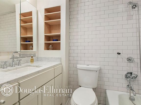 4th image of 250 W 88th St APT 602