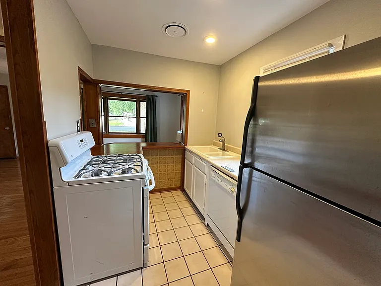 37 S Heather Dr — Photo 8