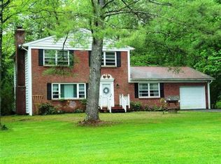 18 Oriole Dr, Woodstock, NY 12498