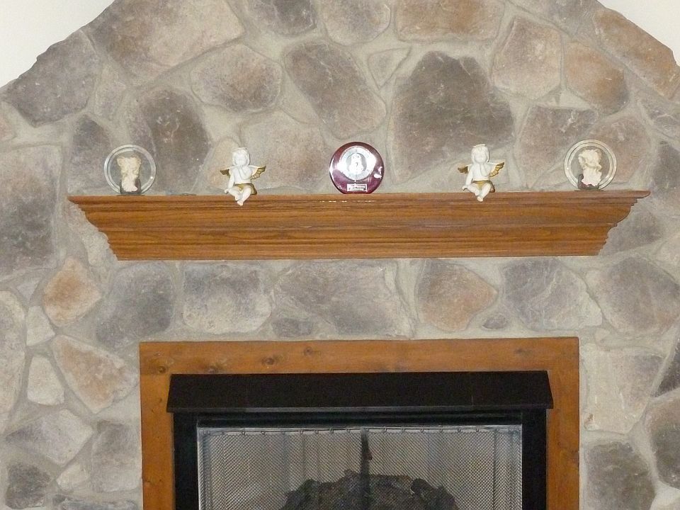 Stone gas fireplace