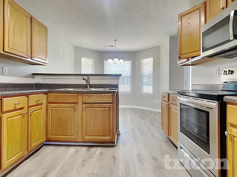 253 Cobblestone Ln — Photo 7