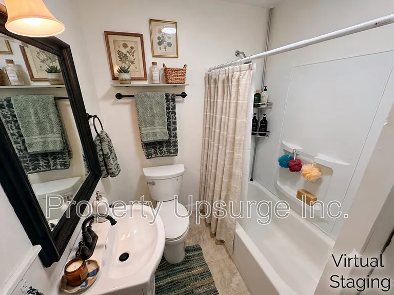 2408 Court St #2408 — Photo 13