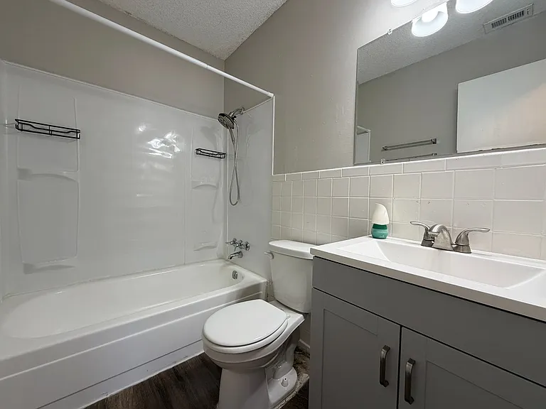 670 Hobbs Dr — Photo 21