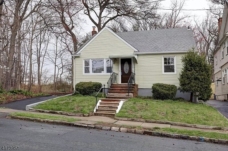 1st image of 25 Boyden Pkwy