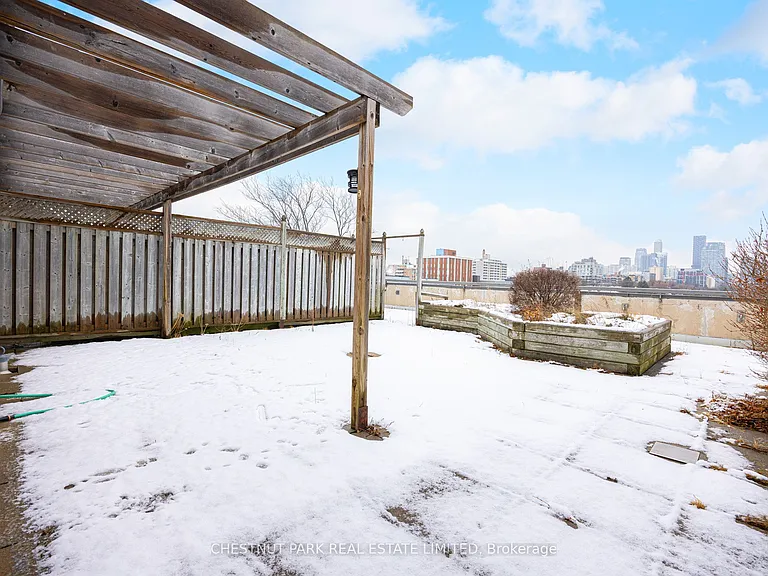 1818 Bayview Ave #607 — Photo 21