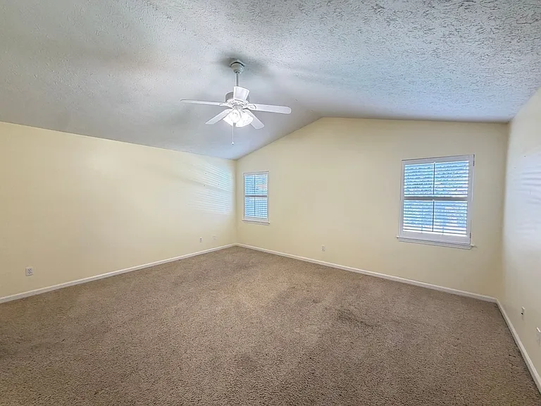 4034 Kristanna Dr — Photo 37