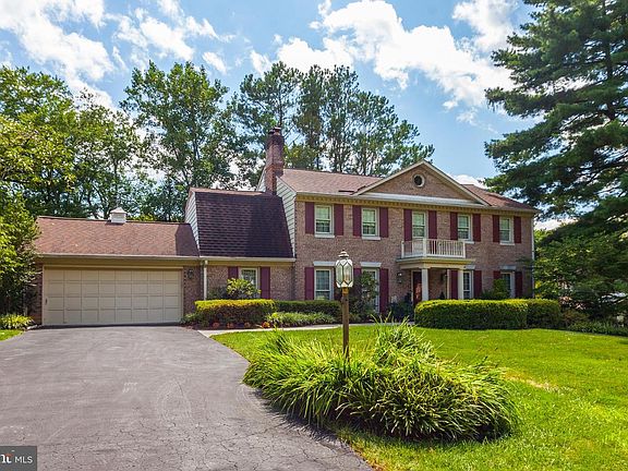 2nd image of 15219 Red Clover Dr