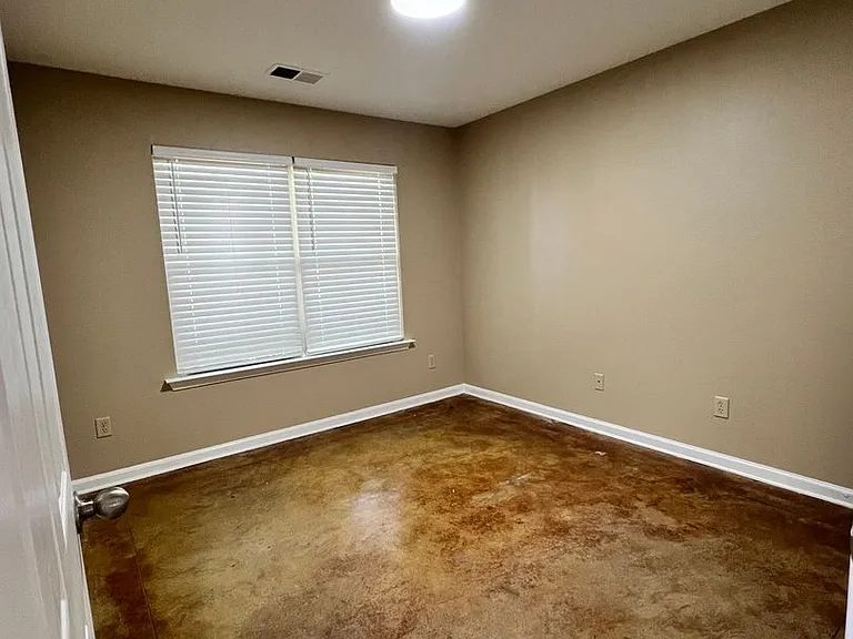 7754 Commodore Rd — Photo 7