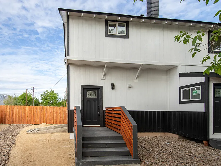950 W 7th St #3 — Photo 12