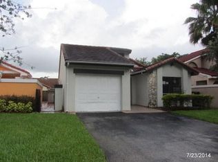 6336 NW 173rd Ter, Hialeah, FL 33015