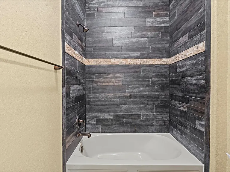 28706 Hemlock Red Ct — Photo 28