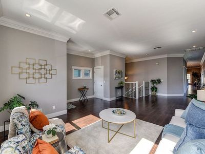 2407 Q St, Sacramento, CA, 95816