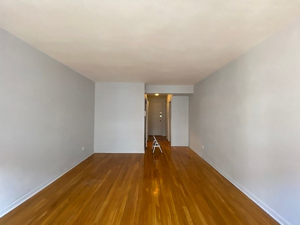 1st image of 71-40 112th St #7111