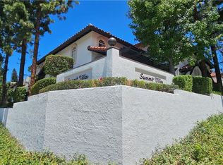 901 Via Zapata Rd, Riverside, CA 92507