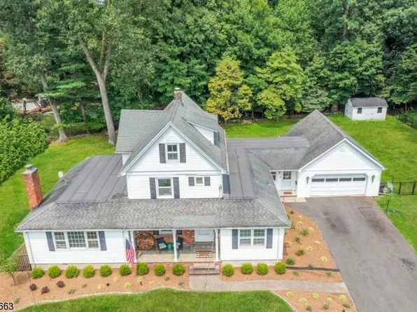 32 New St, Allendale Boro, NJ 07401