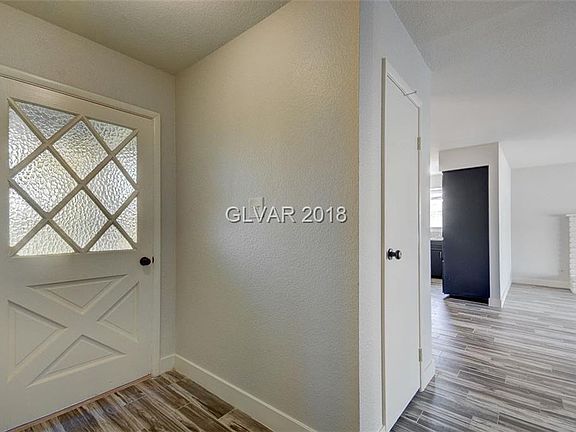 3rd image of 6168 Woodbury Ave