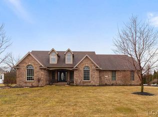 357 Mount Vernon Dr, Blissfield, MI
