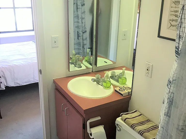 10 Thacher St #203 — Photo 13