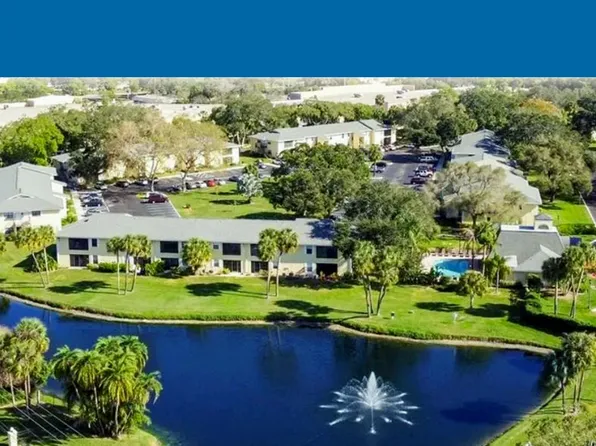 3001 58th Ave S APT 1211, Saint Petersburg, FL 33712