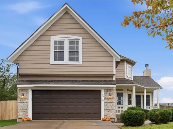 15313 S Widmer St, Olathe, KS 66062