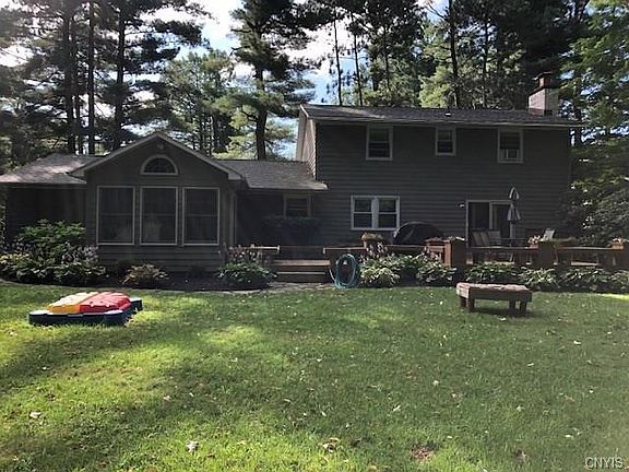 3rd image of 3966 Pawnee Dr