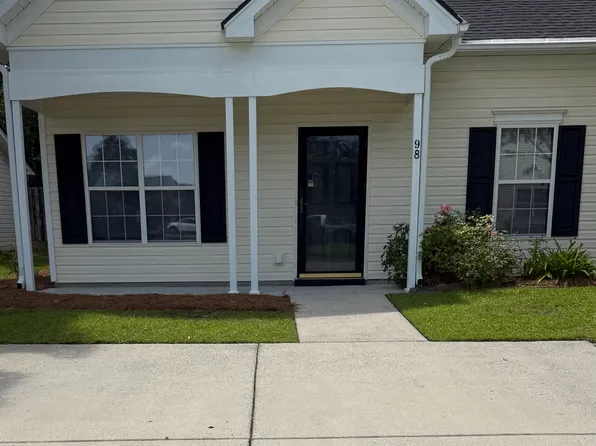 98 Stewart Pl, Summerville, SC 29485