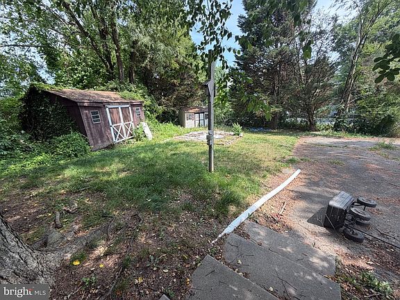 3rd image of 2312 Pulaski Hwy