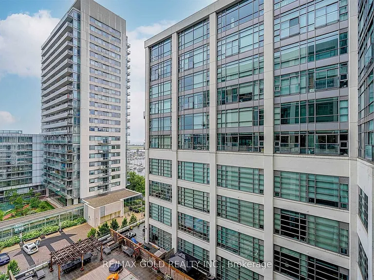 637 Lake Shore Blvd W #513 — Photo 17