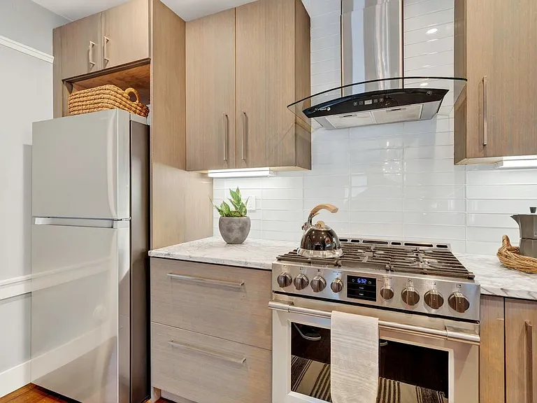 2 Bulson Ct — Photo 3