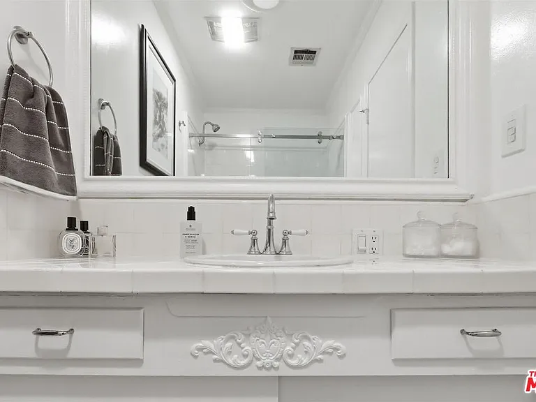 3407 Huxley St #36 — Photo 40
