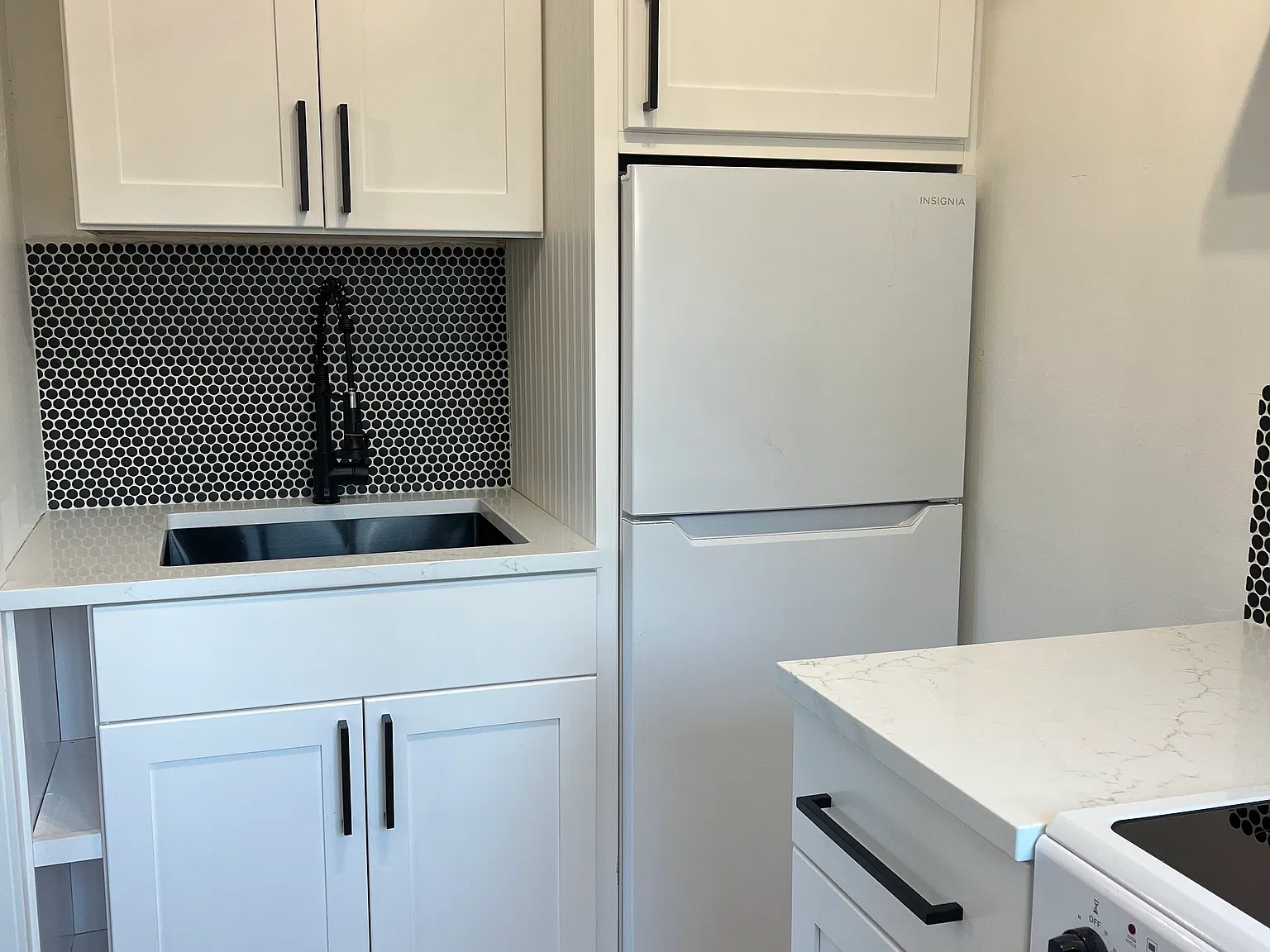 Studio, 300 sqft, $1,650 — Photo 4