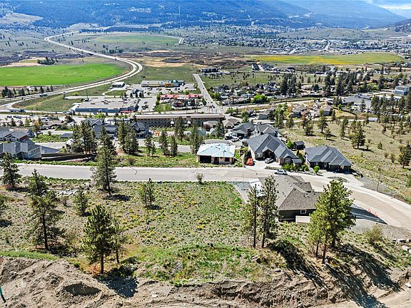 4th image of 2707 Peregrine Way
