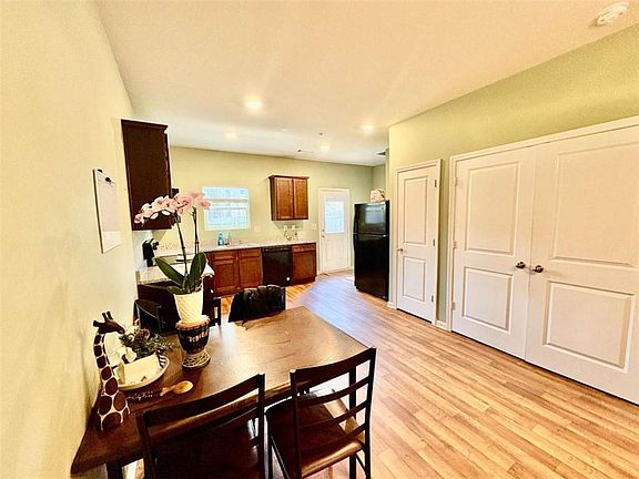 5th image of 2176 Cypress Ln