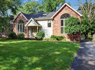 5600 S Washington St, Hinsdale, IL
