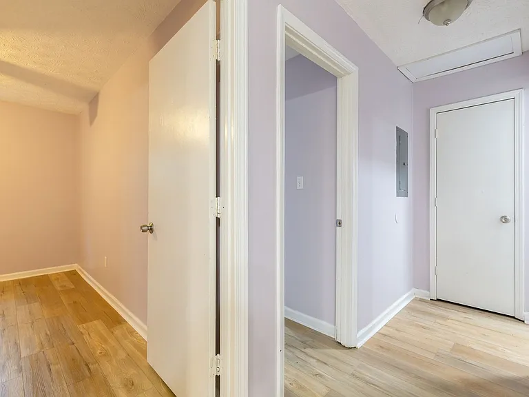 2977 Pearl St — Photo 15