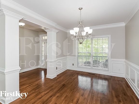 5th image of 461 Bentonville Ln