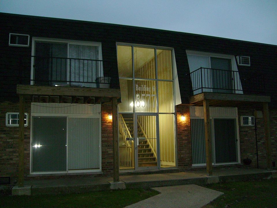 1st image of 11015 S 84th Ave #G5