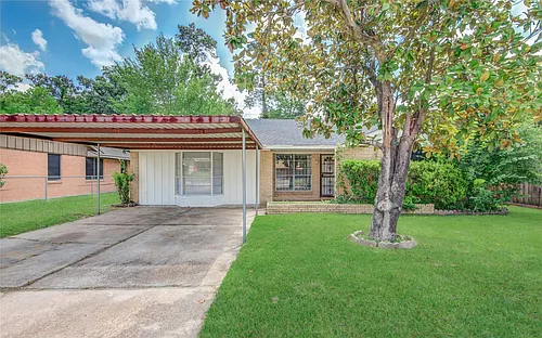 9526 Balsam Ln Photo 1
