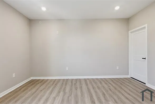 4129 Ogden St #7 — Photo 21