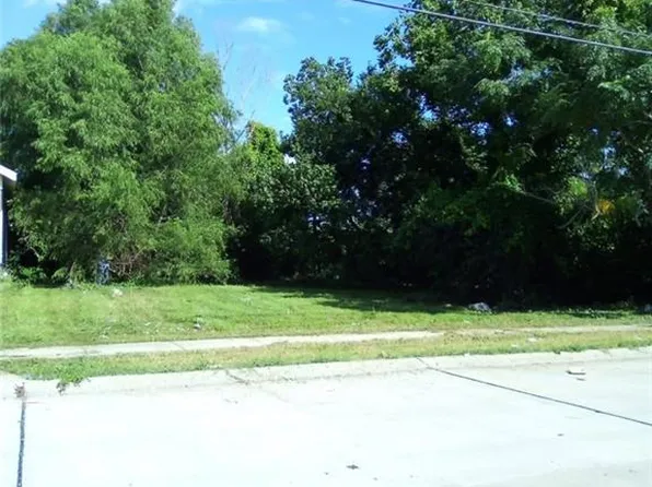 2326 Lamanche St, New Orleans, LA 70117