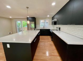 9009 Linden Ave N, Seattle, WA 98103