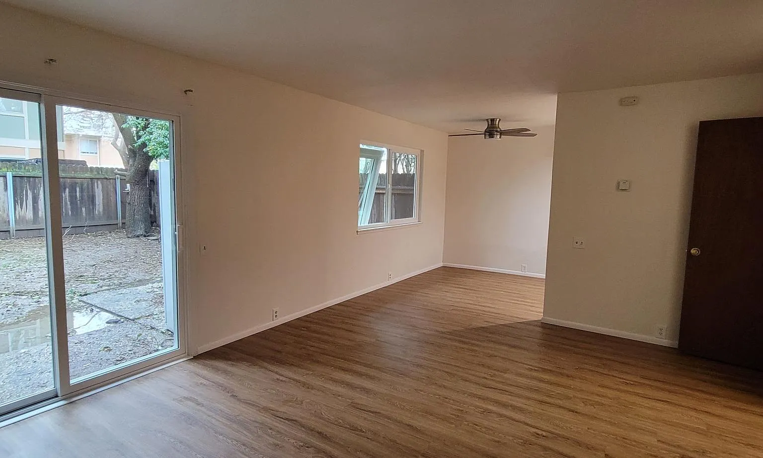 3 bed, 1.5 bath, 1125 sqft, $2,300 — Photo 4