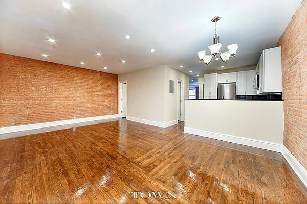 Rented by Town Residential | media 25