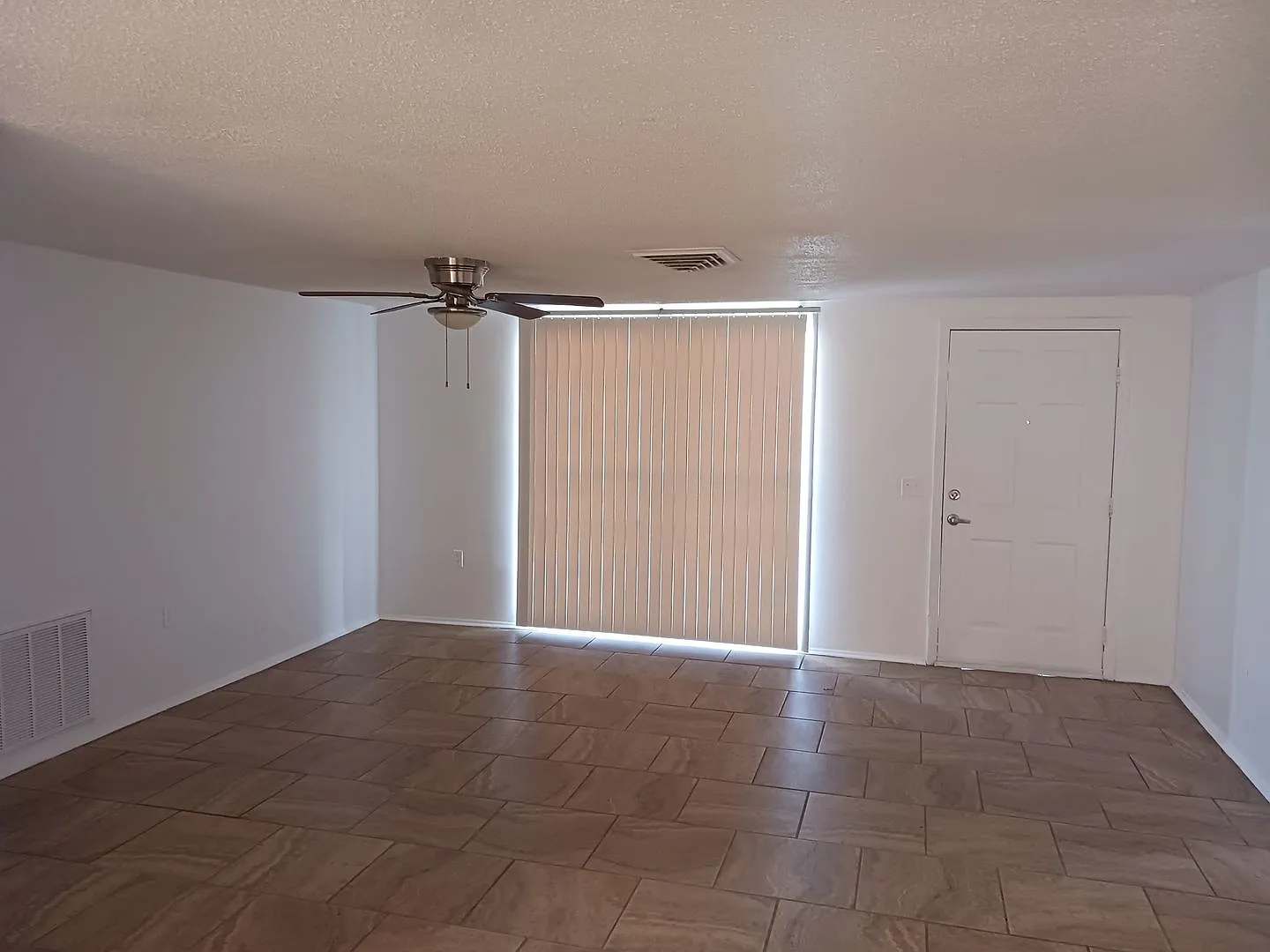 3 Bed Home for Rent! — Photo 4