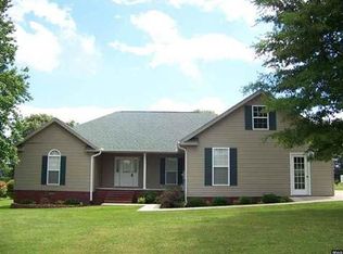 525 Hawks Rd, Martin, TN 38237