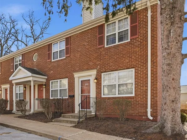 1624 E Swan Cir, Saint Louis, MO 63144